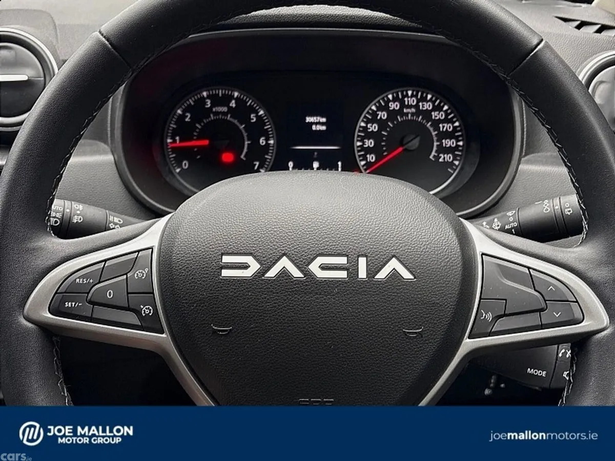 Dacia Duster SUV, Diesel, 2023, Grey