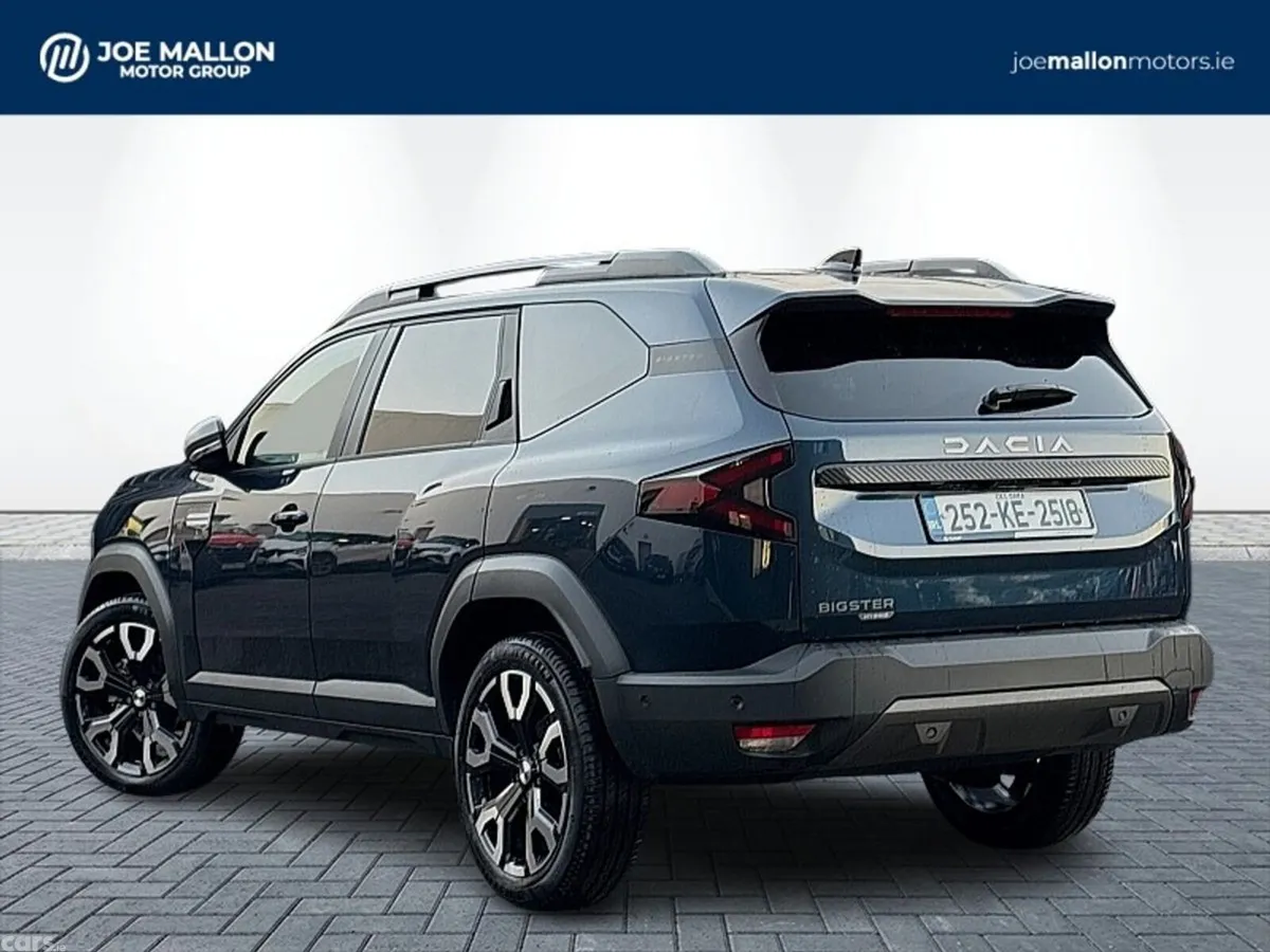 Dacia Bigster SUV, Petrol Hybrid, 2027, Navy
