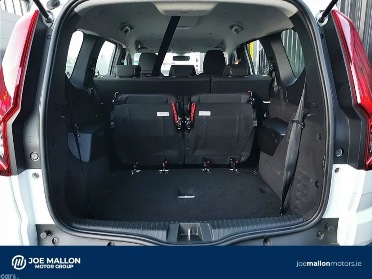 Dacia Jogger MPV, Petrol, 2023, White