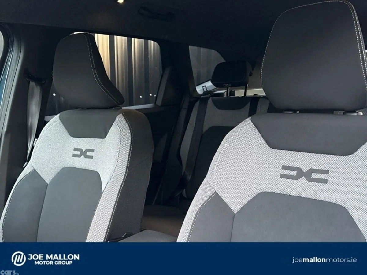 Dacia Bigster SUV, Petrol Hybrid, 2027, Navy