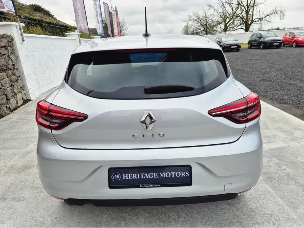 Renault Clio Hatchback, Petrol, 2023, Grey