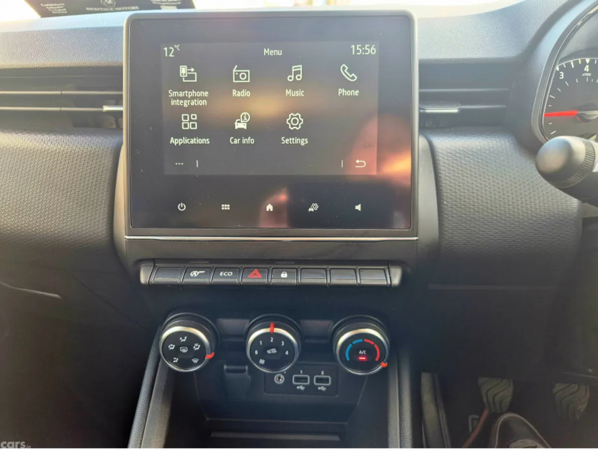 Renault Clio Hatchback, Petrol, 2023, Grey