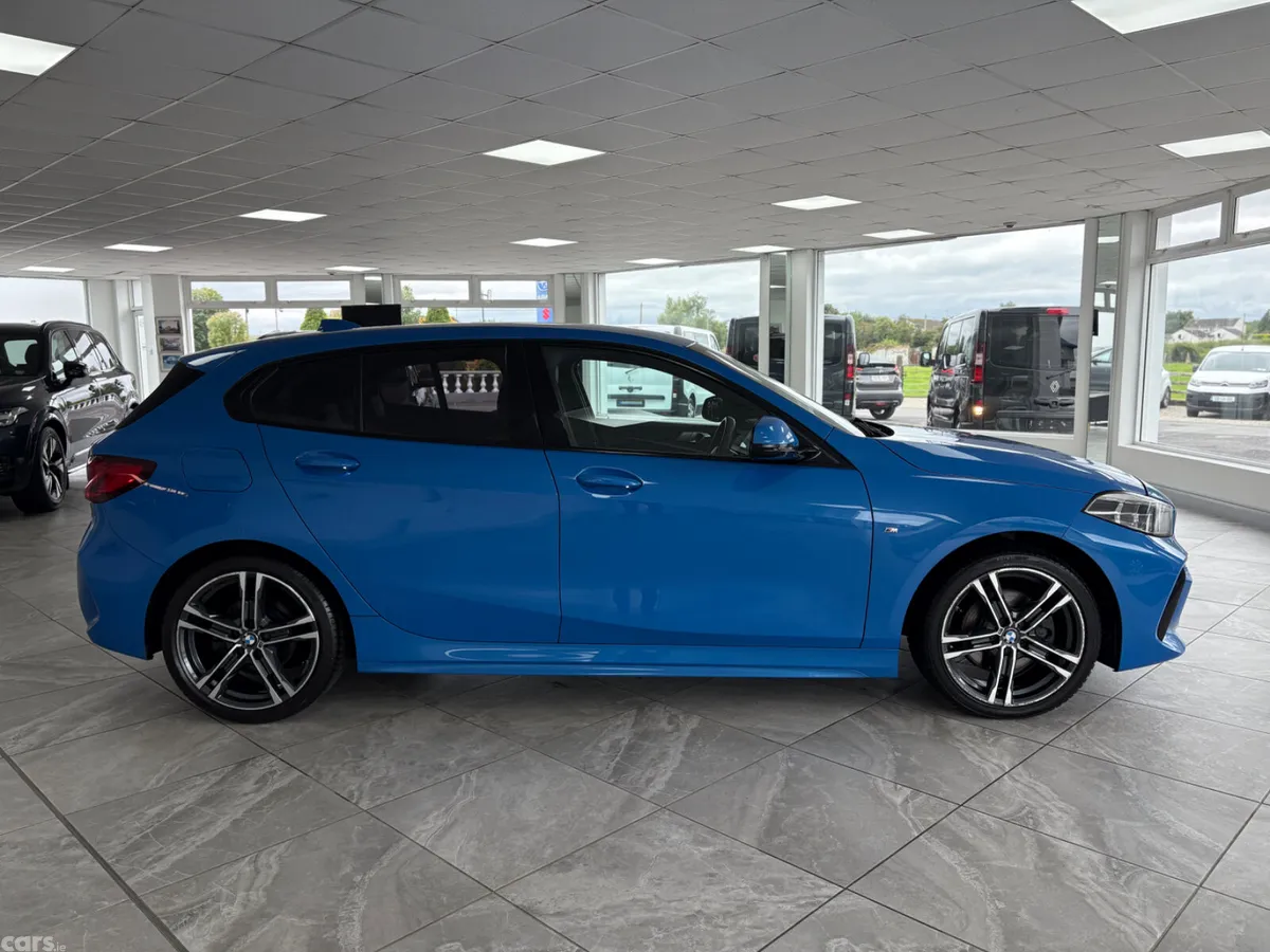 BMW 1-Series Hatchback, Diesel, 2020, Blue