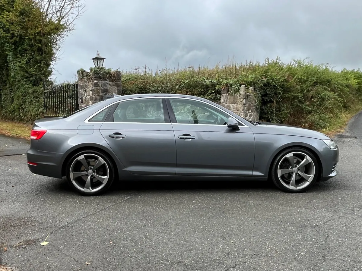 Audi A4 Saloon, Diesel, 2017, Grey