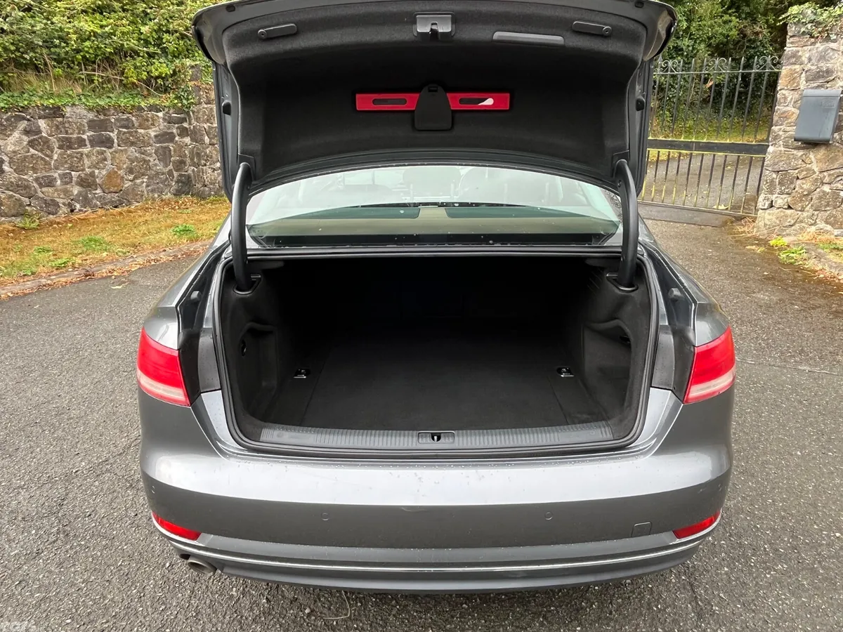 Audi A4 Saloon, Diesel, 2017, Grey