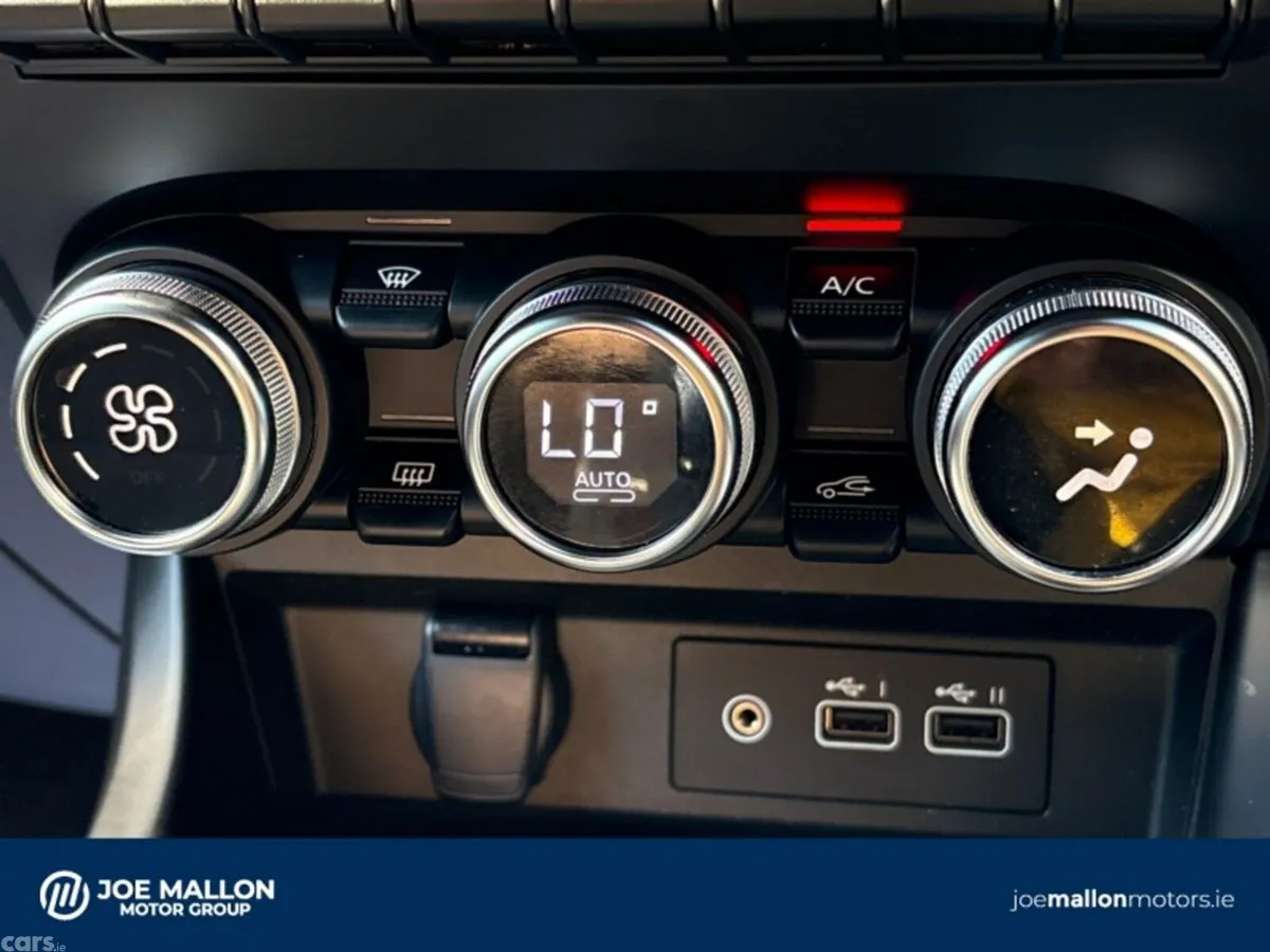 Renault Arkana Hatchback, Petrol Hybrid, 2025, Blue