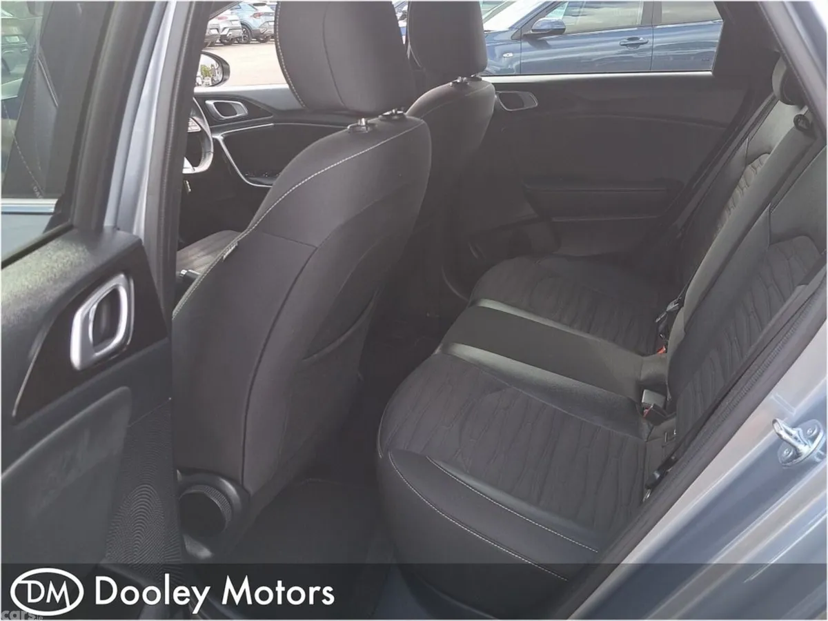 Kia Ceed Hatchback, Petrol, 2025, Grey