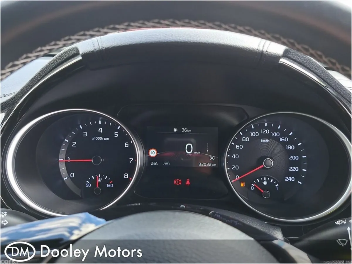 Kia Ceed Hatchback, Petrol, 2025, Grey