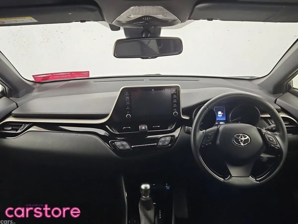 Toyota C-HR SUV, Petrol Hybrid, 2021, White