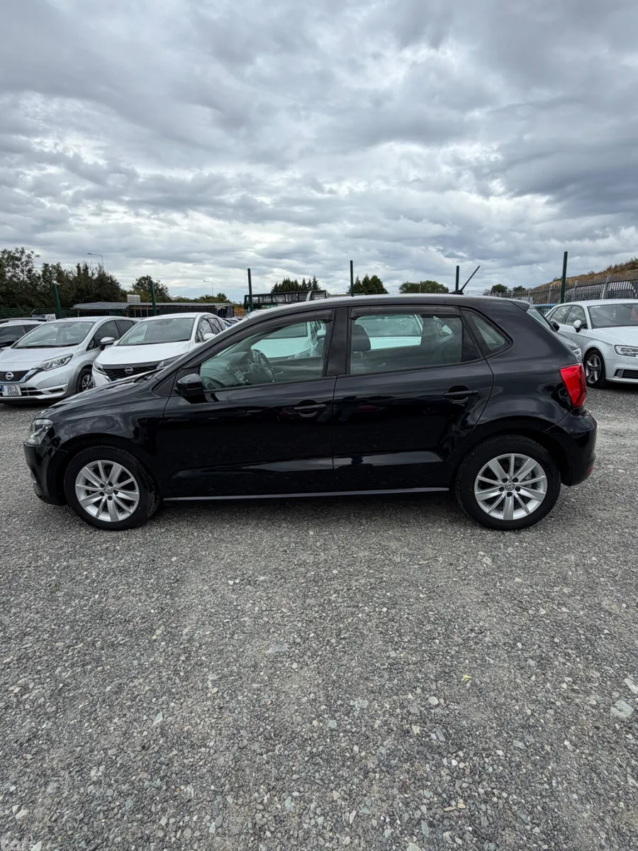 Volkswagen Polo Hatchback, Petrol, 2015, Black