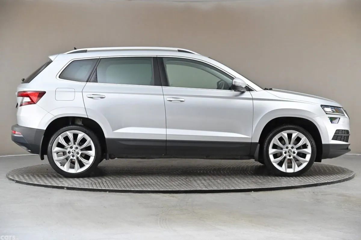 Skoda Karoq SUV, Petrol, 2022, Grey