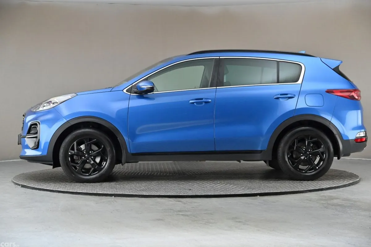 Kia Sportage SUV, Diesel Hybrid, 2021, Blue