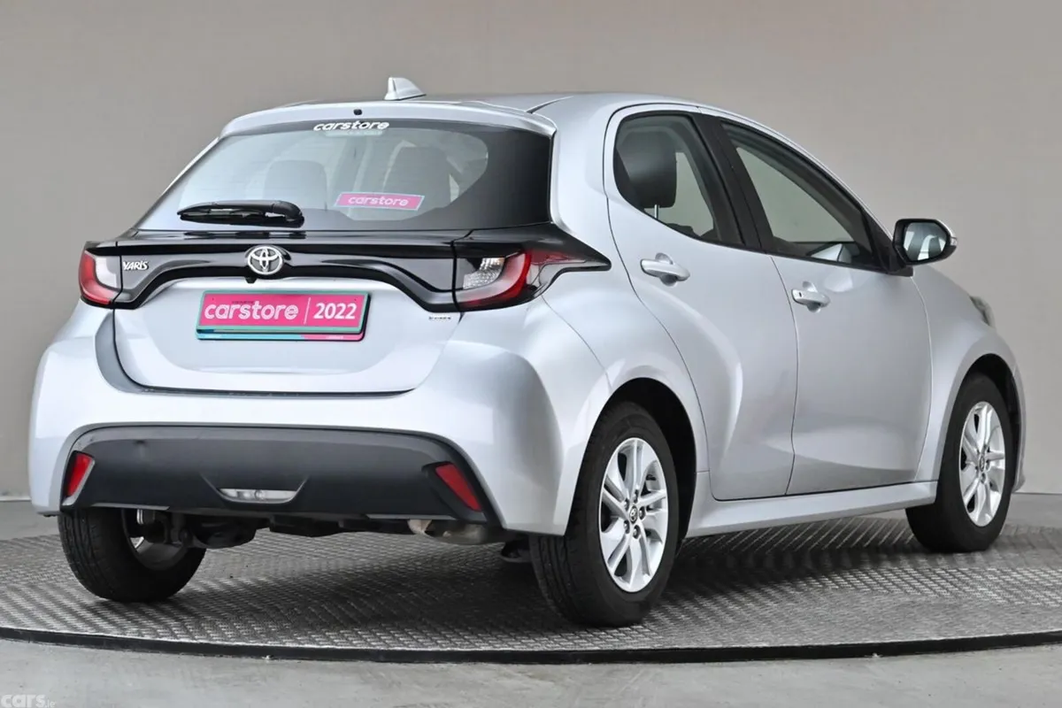 Toyota Yaris Hatchback, Petrol, 2022, Grey