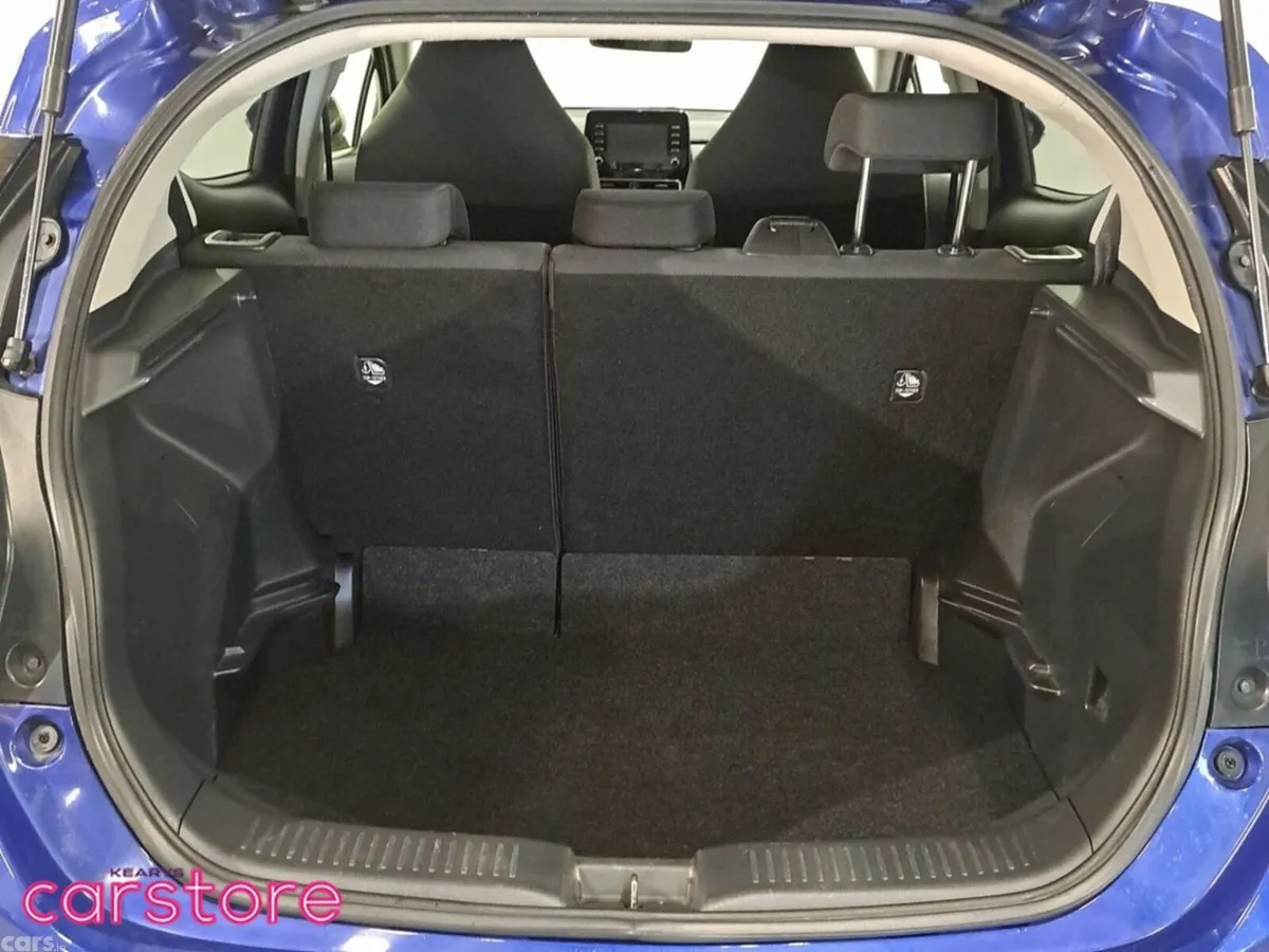 Toyota Aqua Hatchback, Petrol Hybrid, 2022, Blue