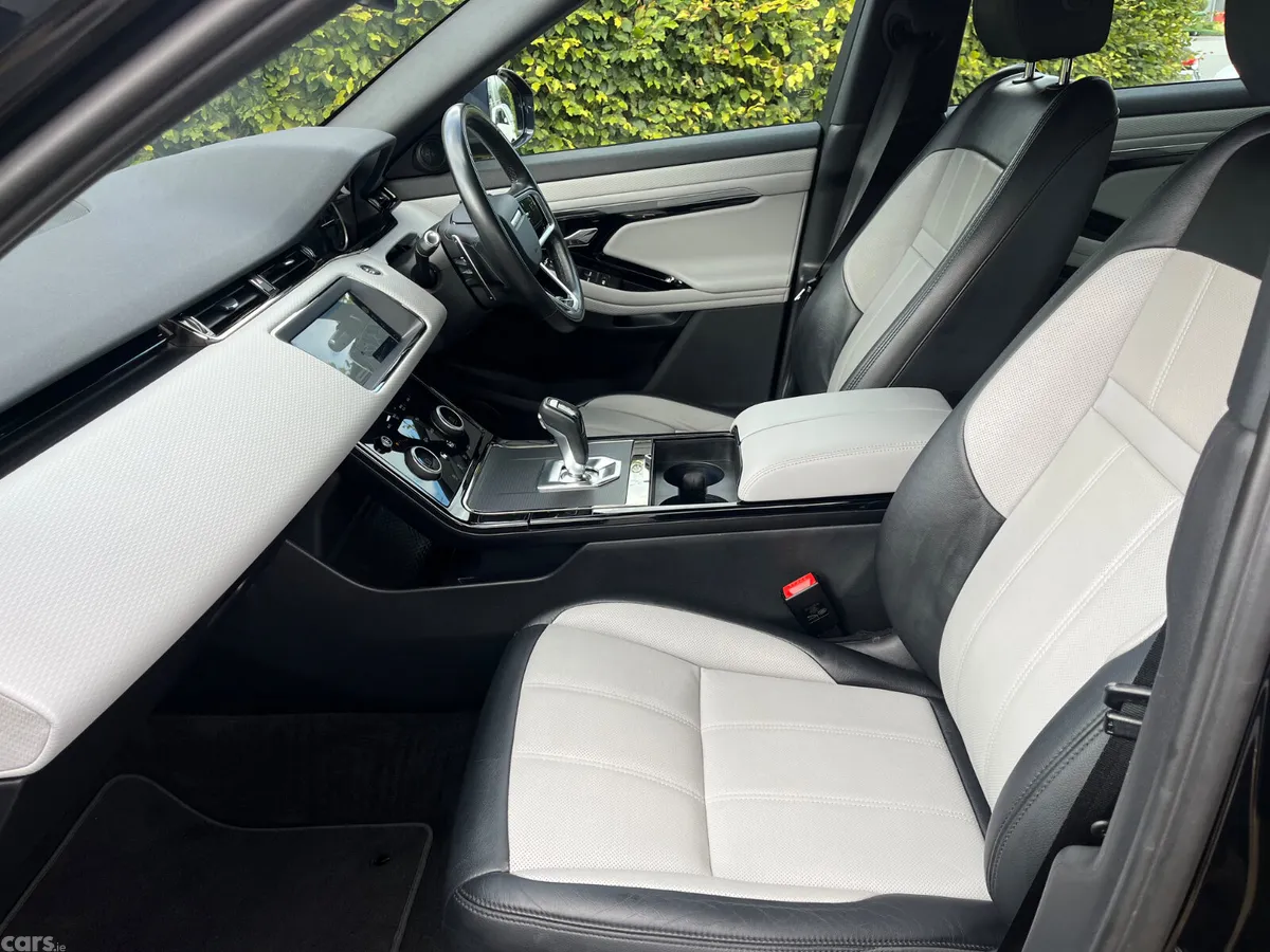 Land Rover Range Rover Evoque SUV, Petrol Plug-in Hybrid, 2022, Black