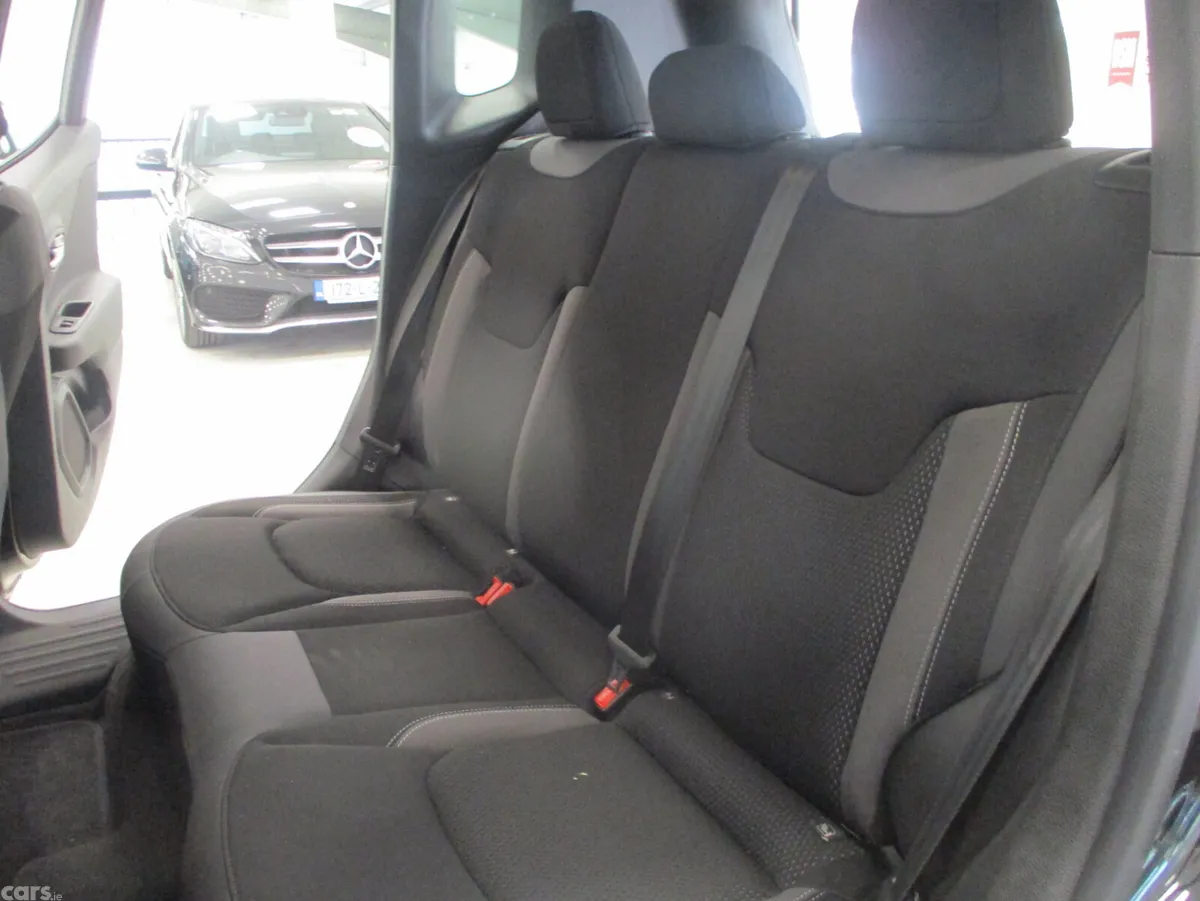 Jeep Renegade SUV, Petrol Hybrid, 2024, Black