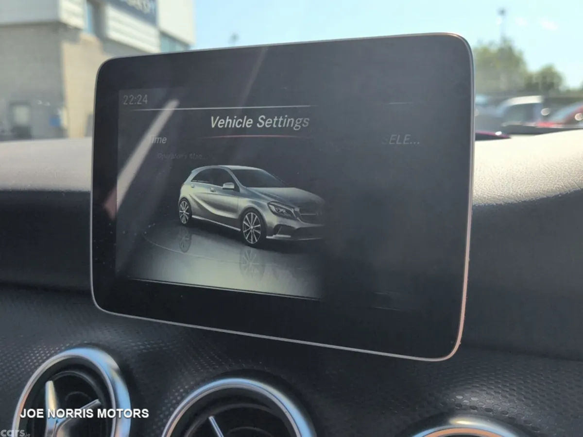 Mercedes-Benz A-Class Hatchback, Petrol, 2017, White