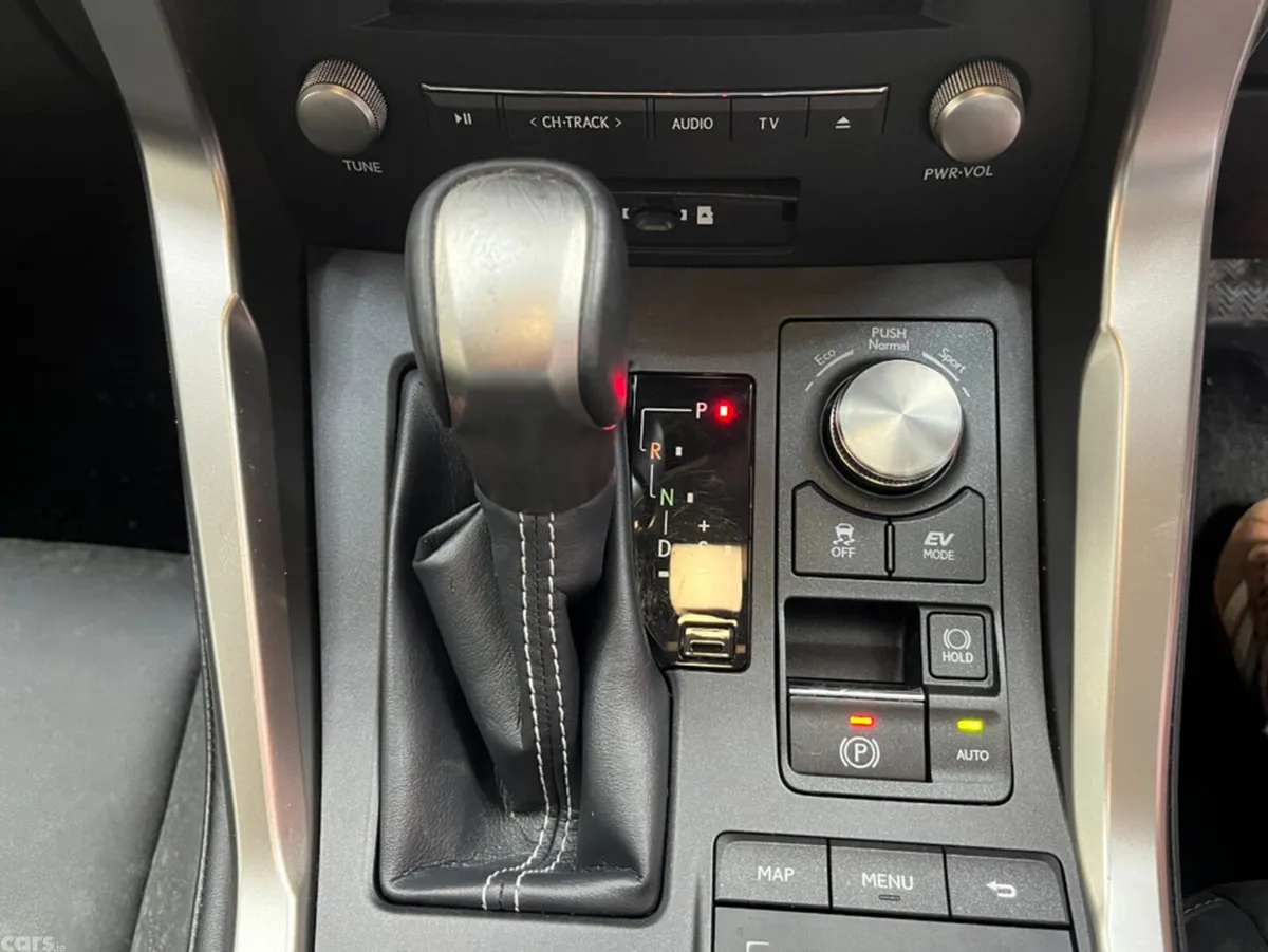 Lexus NX SUV, Petrol Hybrid, 2020, White