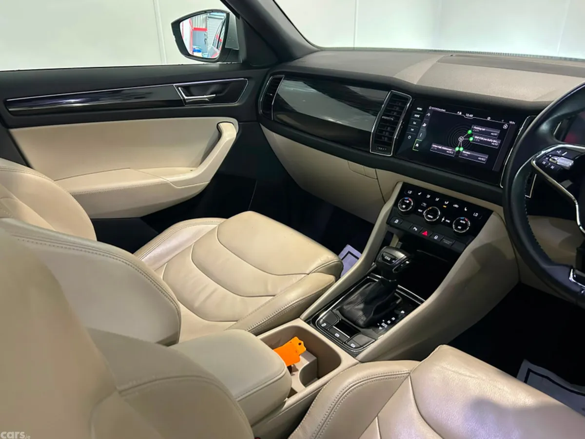 Skoda Kodiaq Estate, Diesel, 2021, Grey
