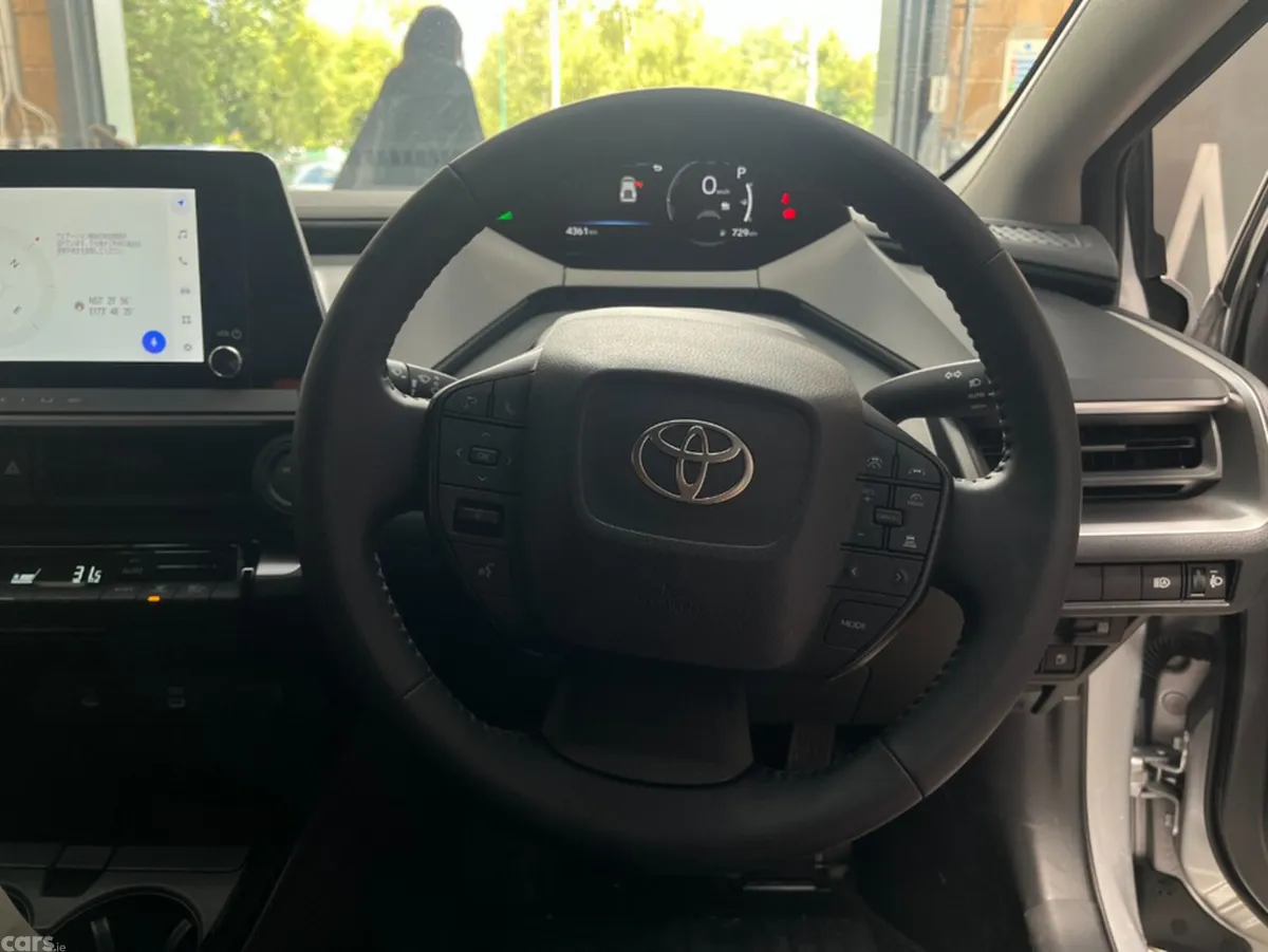 Toyota Prius Saloon, Petrol Hybrid, 2025, Silver