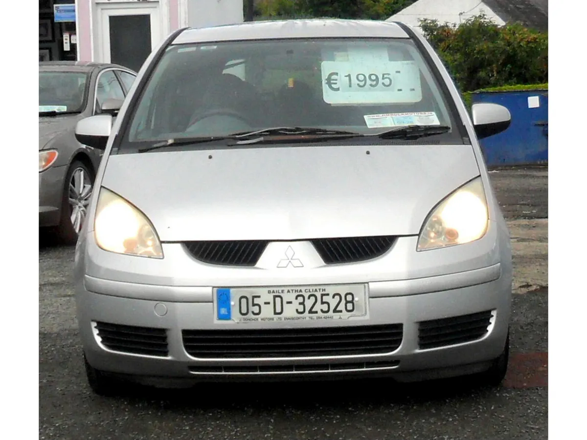 Mitsubishi Colt Hatchback, Petrol, 2005, Silver