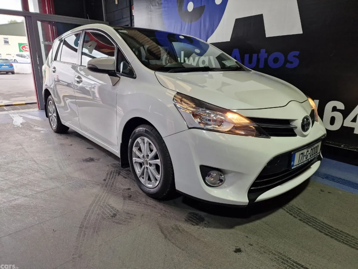Toyota Verso MPV, Diesel, 2017, White