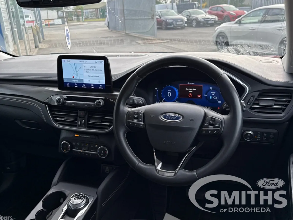 Ford Kuga MPV, Petrol Plug-in Hybrid, 2023, Red