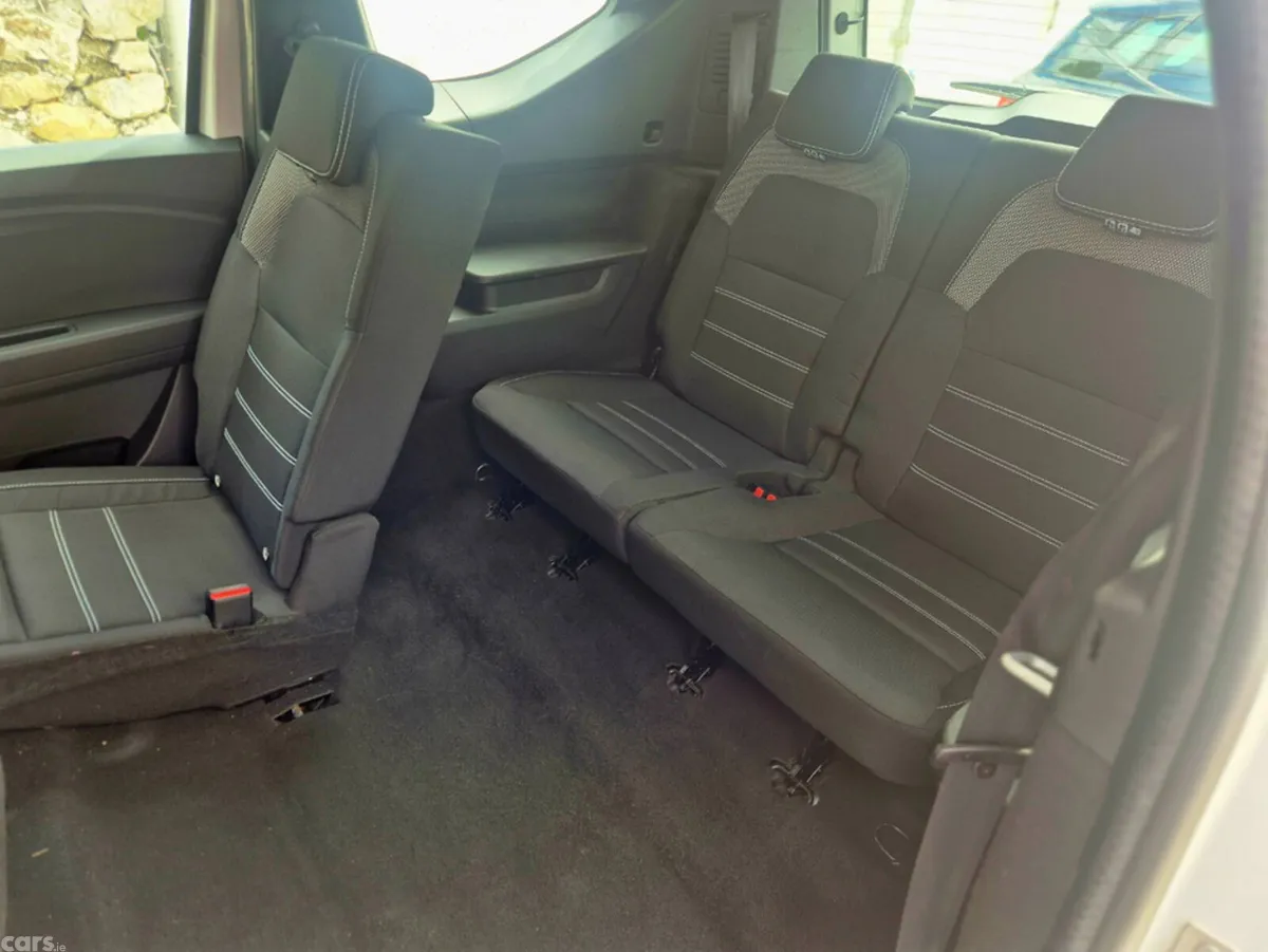 Dacia Jogger MPV, Petrol, 2022, Grey