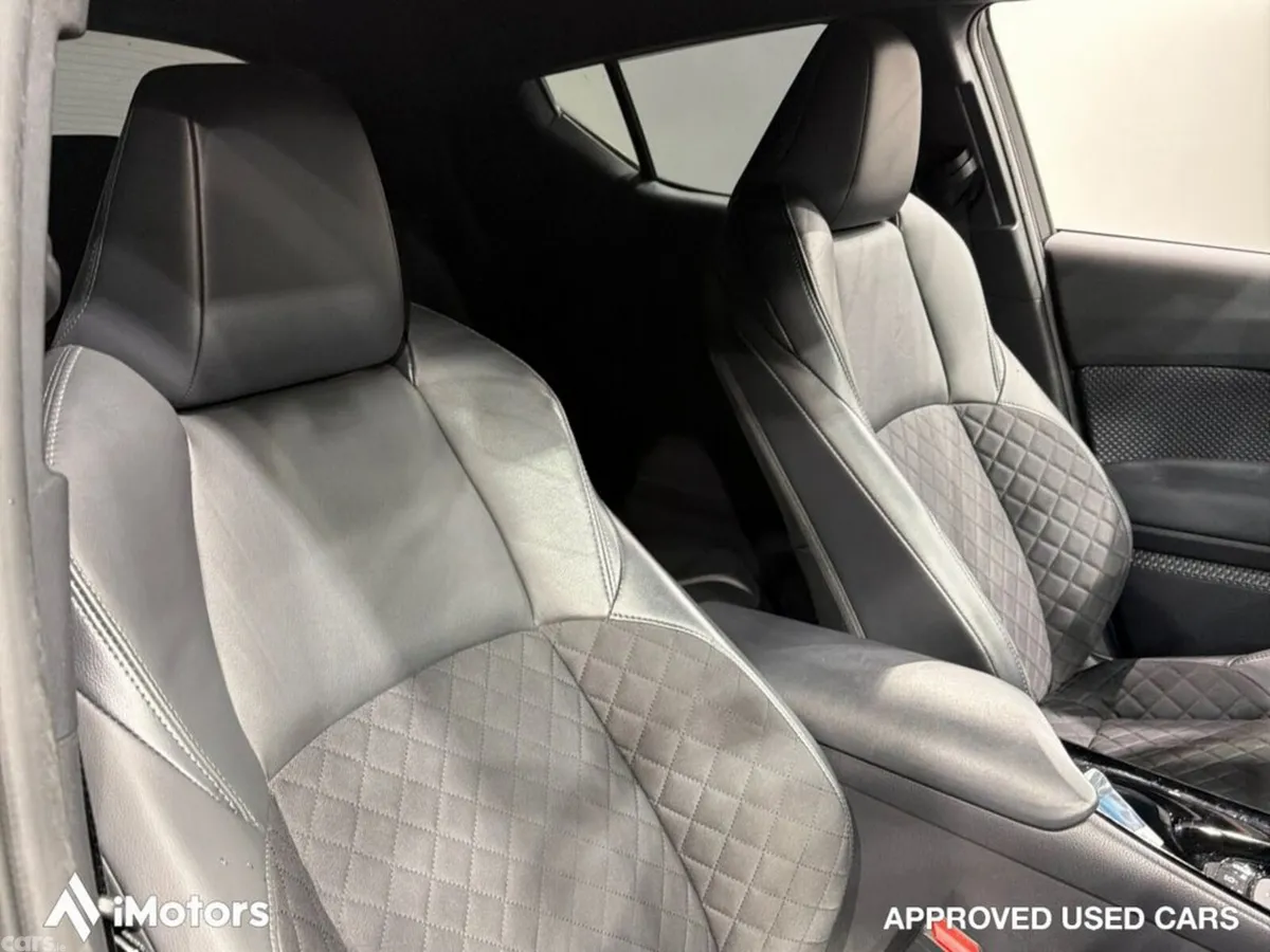 Toyota C-HR SUV, Petrol Hybrid, 2021, Black