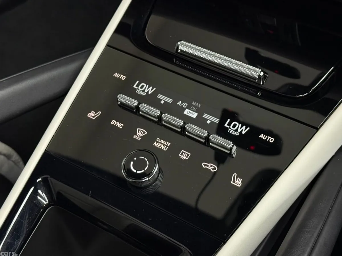 Porsche Cayenne SUV, Petrol Plug-in Hybrid, 2024, Grey