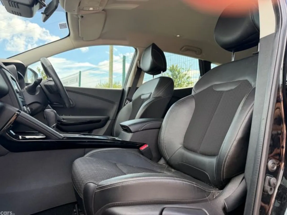 Renault Kadjar SUV, Diesel, 2016, Black