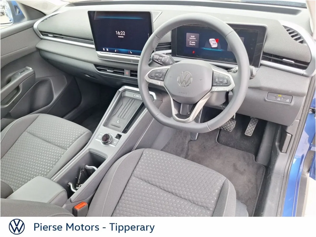 Volkswagen T-Roc SUV, Petrol, 2026, Blue