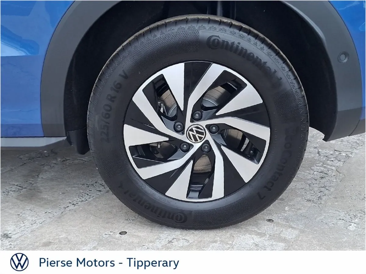 Volkswagen T-Roc SUV, Petrol, 2026, Blue