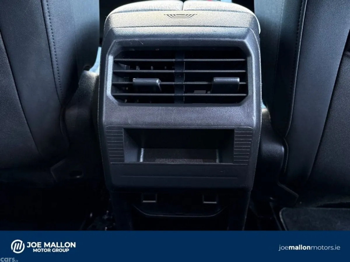 Peugeot 3008 MPV, Petrol, 2025, Grey