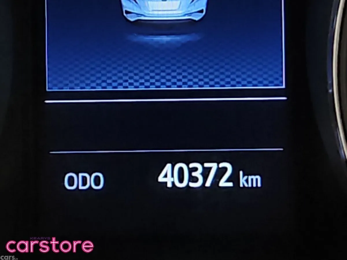 Toyota C-HR SUV, Petrol Hybrid, 2021, White