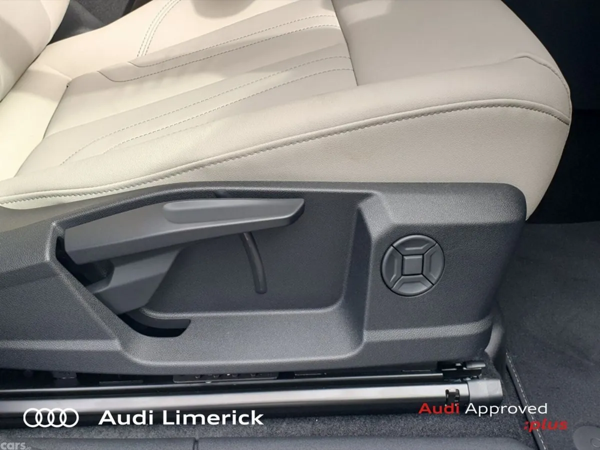 Audi Q3 SUV, Petrol, 2026, Blue