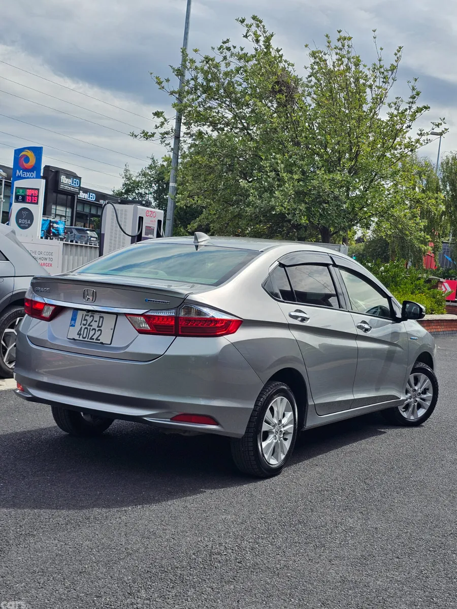 Honda Grace Saloon, Petrol Hybrid, 2015, Grey