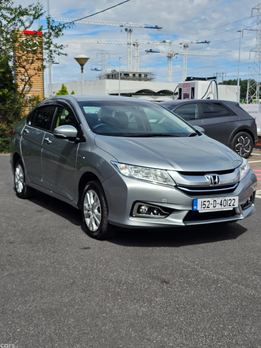 Honda Grace Saloon, Petrol Hybrid, 2015, Grey