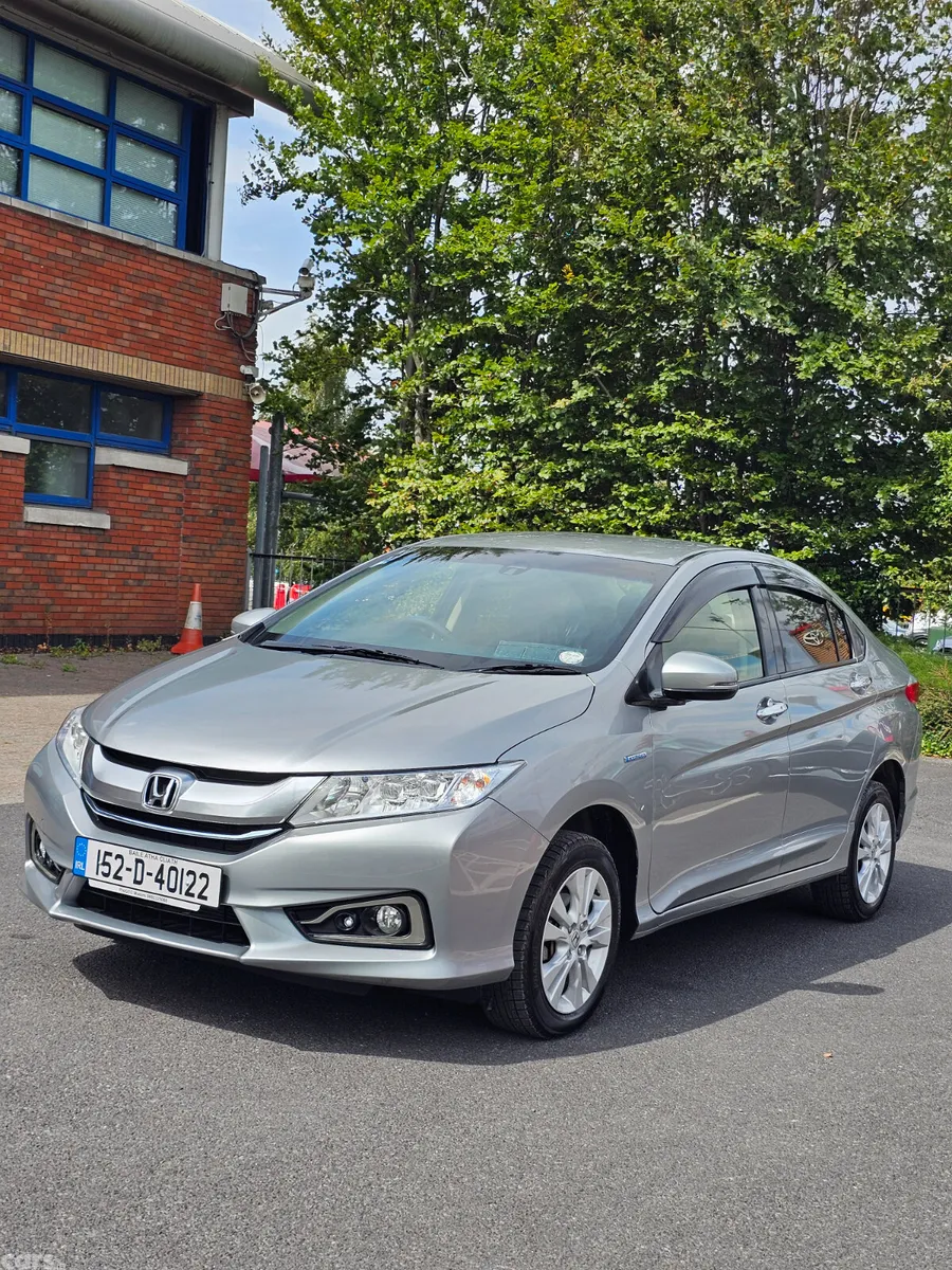 Honda Grace Saloon, Petrol Hybrid, 2015, Grey