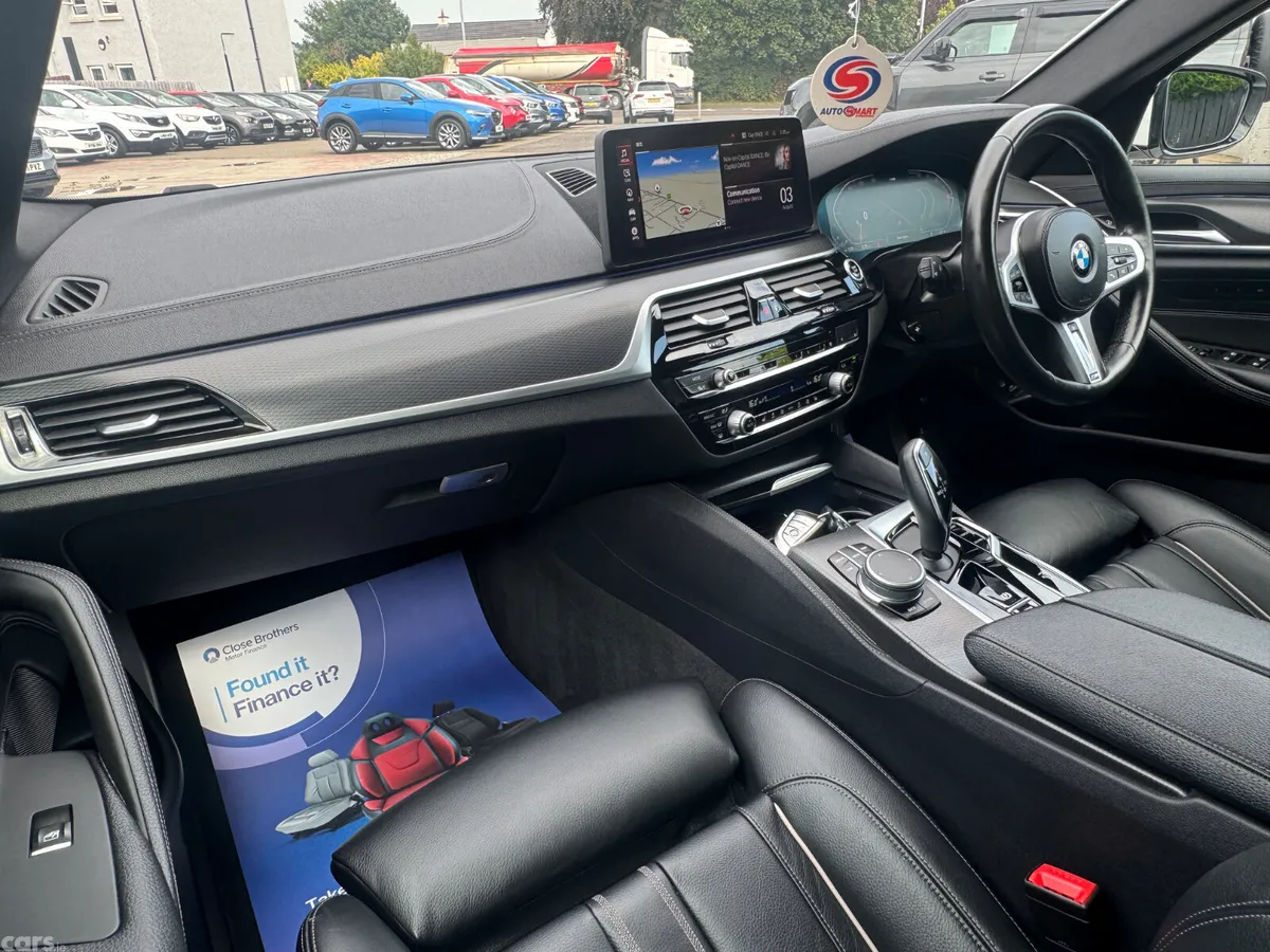 BMW 5-Series Saloon, Diesel Hybrid, 2021, White