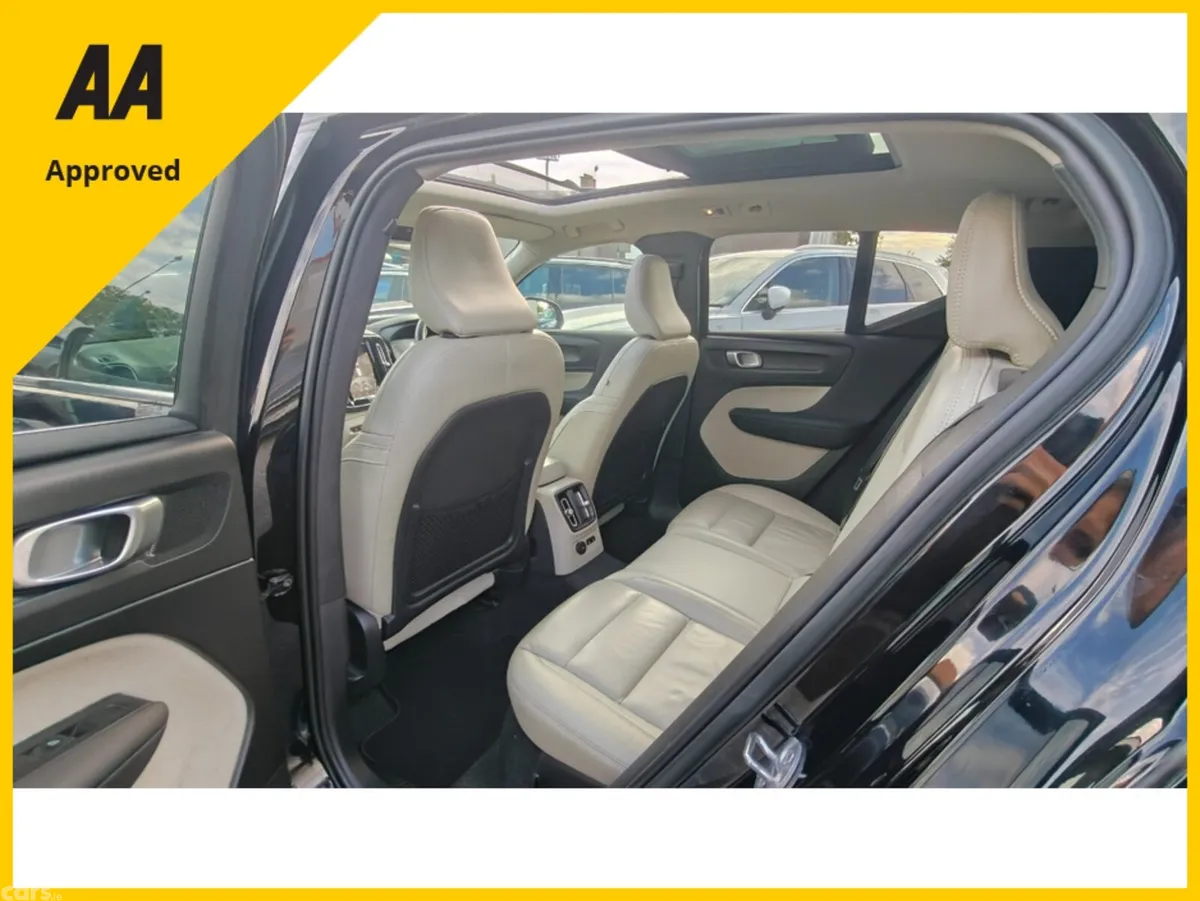 Volvo XC40 SUV, Petrol Plug-in Hybrid, 2022, Black