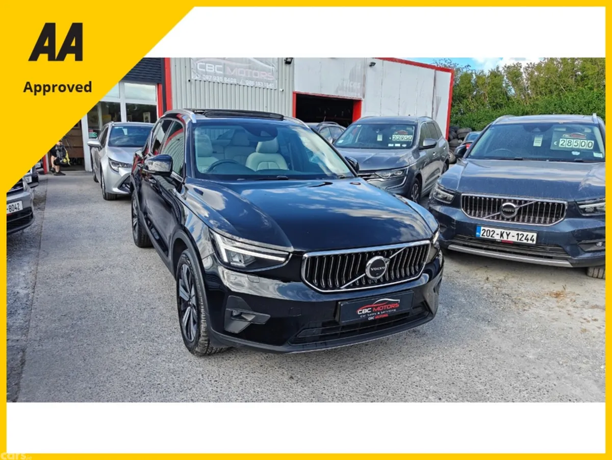 Volvo XC40 SUV, Petrol Plug-in Hybrid, 2022, Black