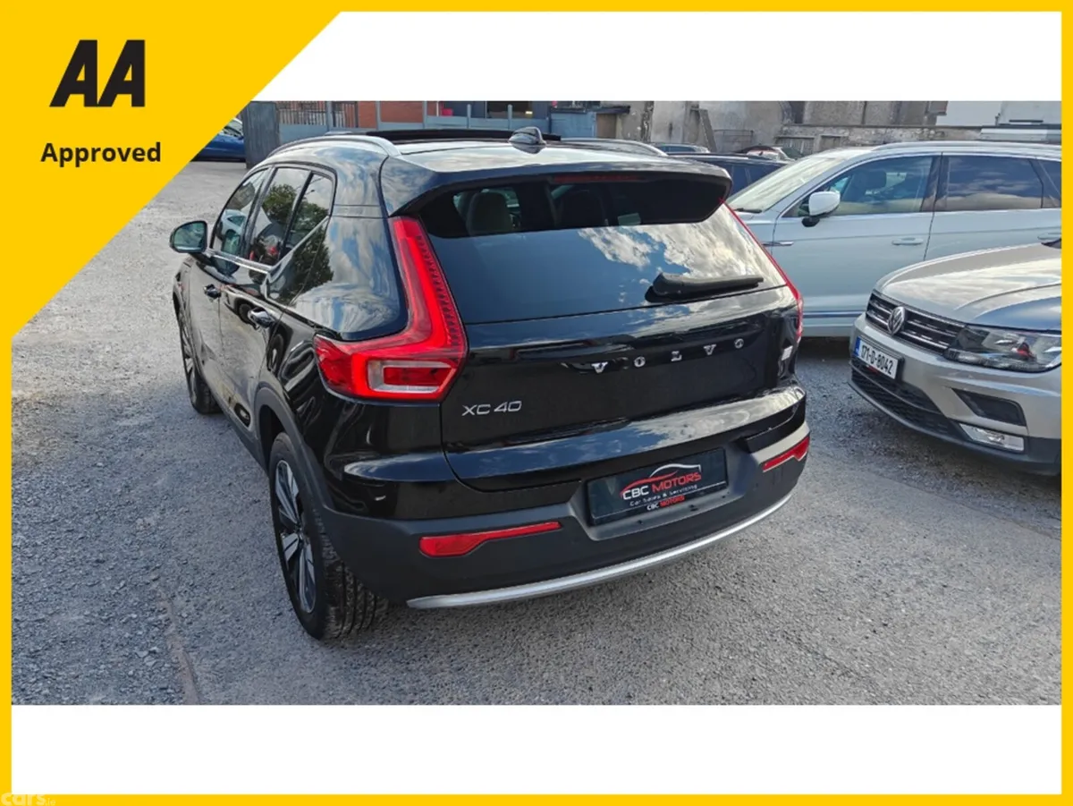 Volvo XC40 SUV, Petrol Plug-in Hybrid, 2022, Black
