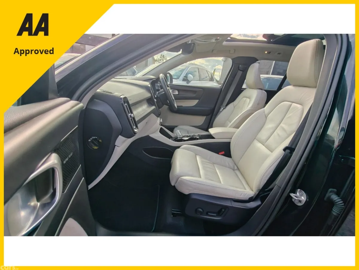 Volvo XC40 SUV, Petrol Plug-in Hybrid, 2022, Black