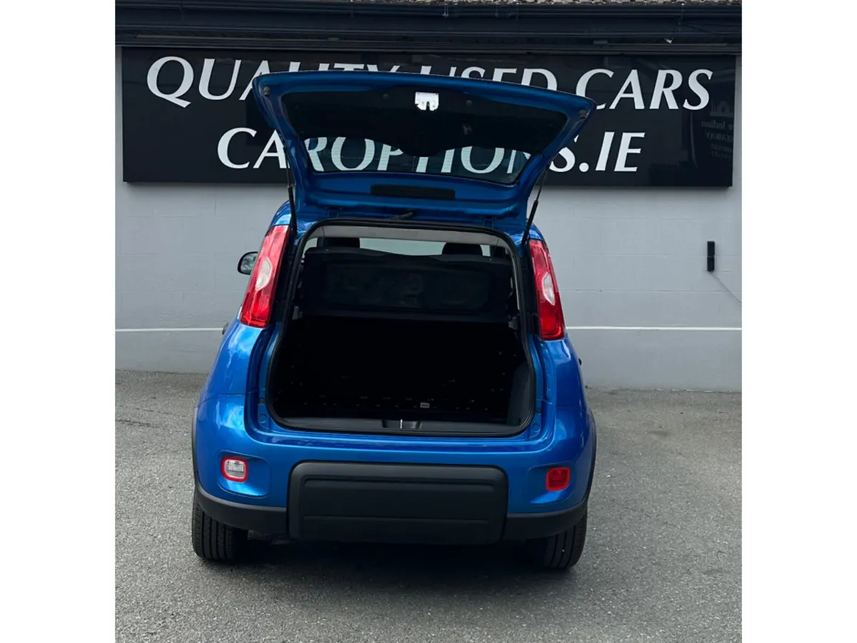 Fiat Panda MPV, Petrol, 2024, Blue