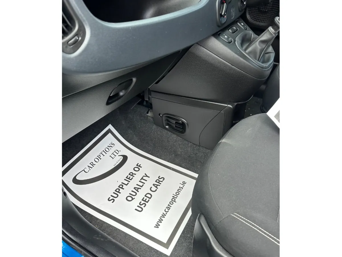Fiat Panda MPV, Petrol, 2024, Blue