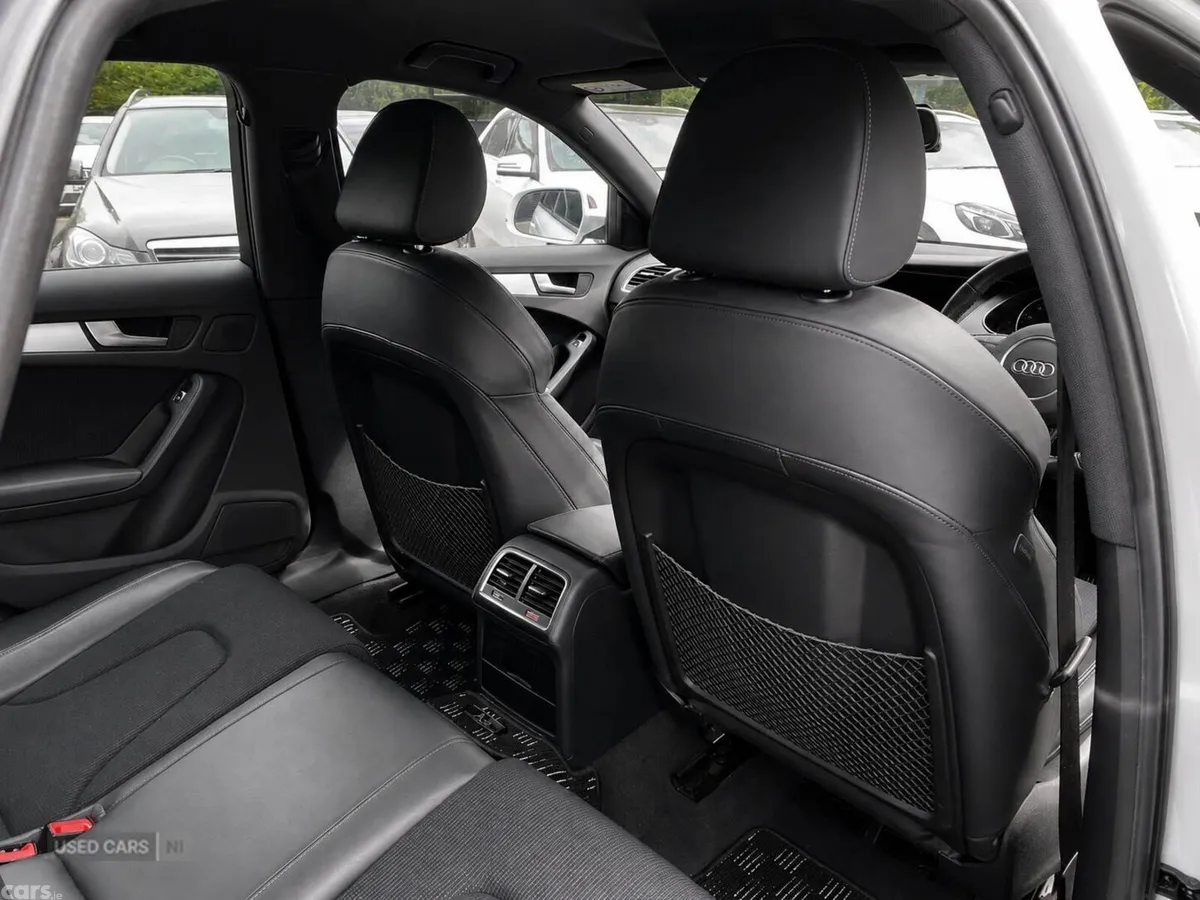 Audi A4 , Petrol, 2015, White