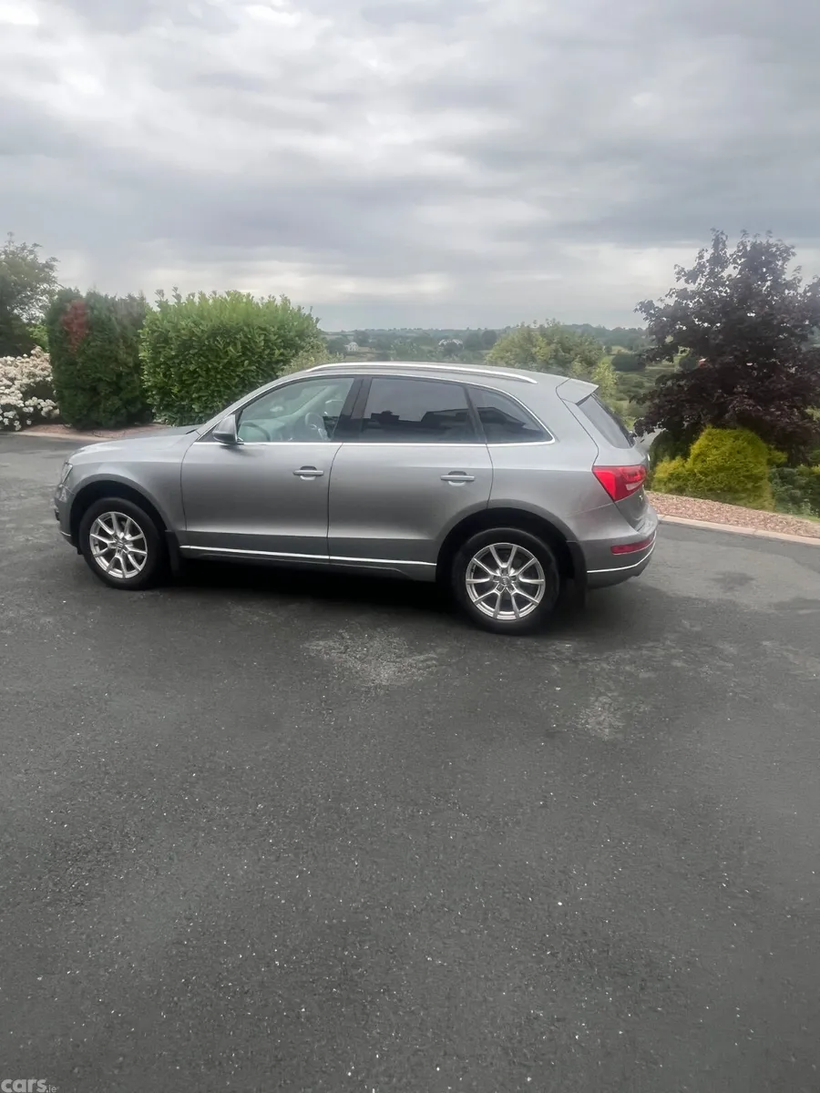 Audi Q5 SUV, Diesel, 2011, Grey