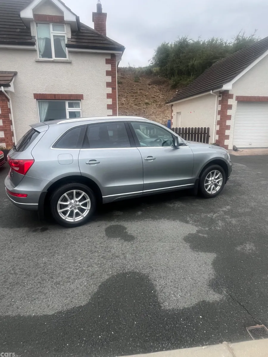 Audi Q5 SUV, Diesel, 2011, Grey