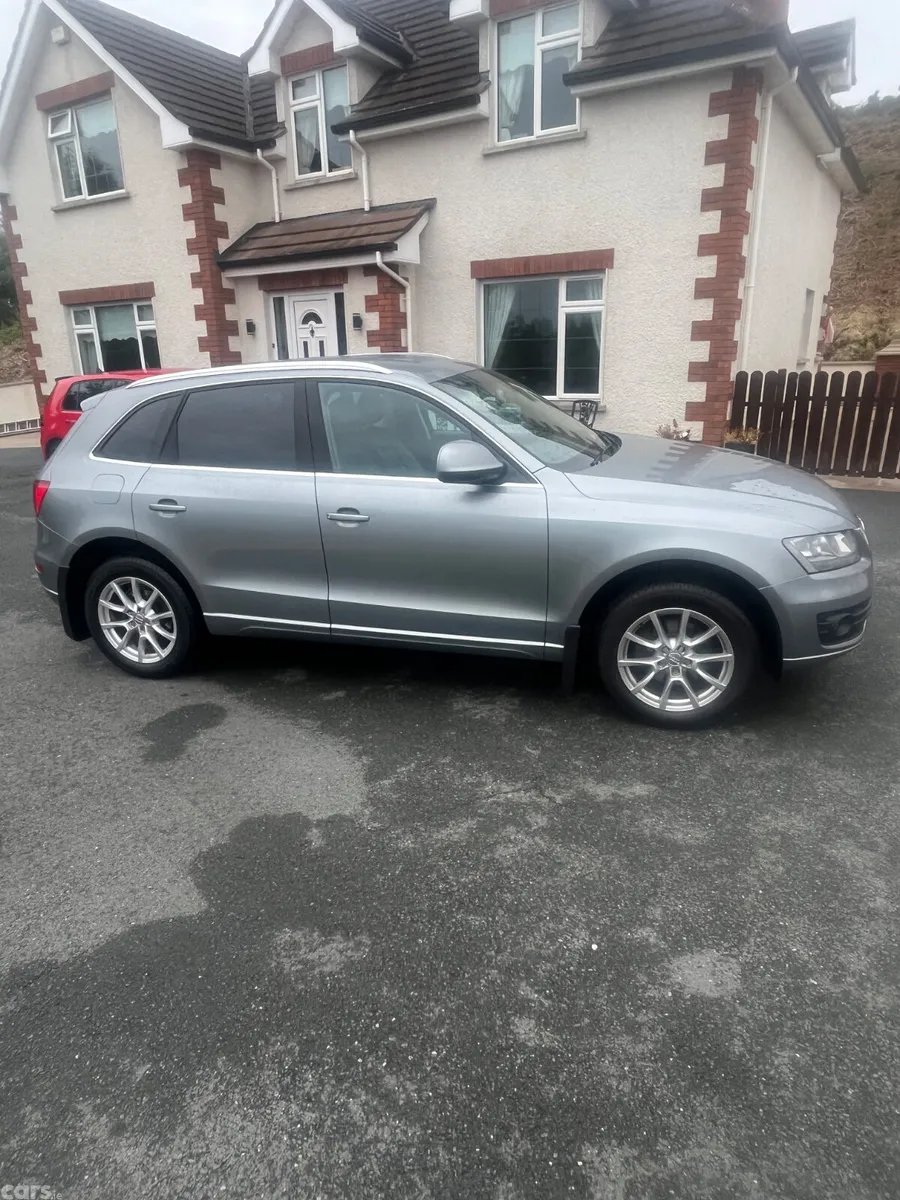 Audi Q5 SUV, Diesel, 2011, Grey